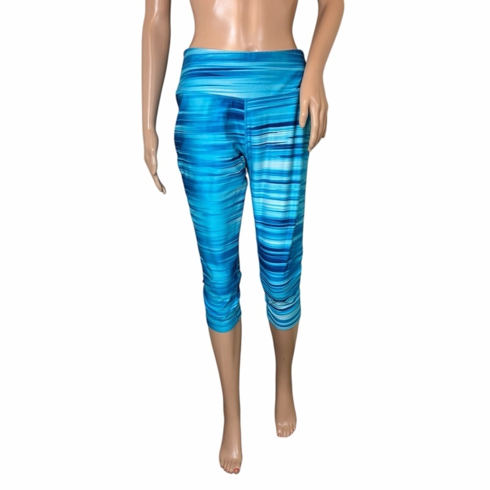 Nike Dri-FIT Blue Striped Capri Leggings | Women’s Active Yoga Pants
